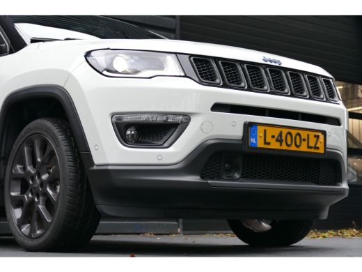 Jeep Compass 4XE 240 PLUG-IN HYBRID ELECTRIC S AUTOMAAT / NAVI / LEDER / PDC / CLIMA / 19"LMV / CAMERA / KEYLE... ActivLease financial lease