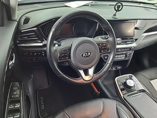 Kia e-Niro ExecutiveLine 64 kWh | Navi | Camera | Leder | JBL Sound | ActivLease financial lease