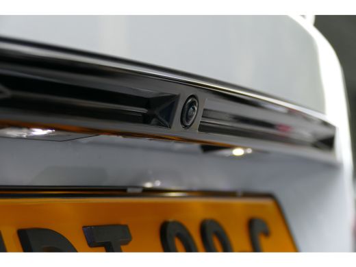 Peugeot 2008 1.2 PURETECH 130PK GT PACK AUTOMAAT / NAVI / ALCANATARA / PDC / CLIMA / 17"LMV / CAMERA V+A / KEY... ActivLease financial lease