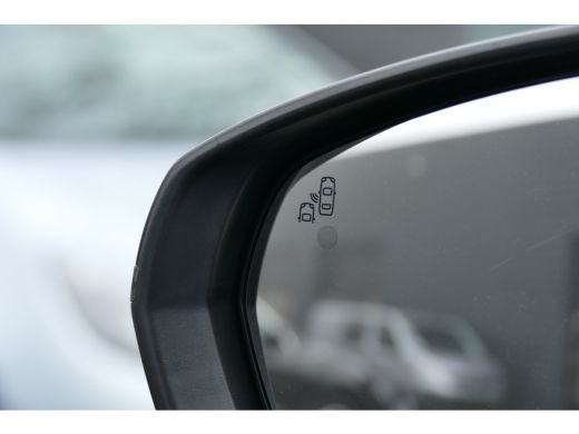 Peugeot 3008 1.2 PURETECH 130PK GT-LINE AUTOMAAT / NAVI / CLIMA / PDC / 19"LMV / CAMERA / TREKHAAK / KEYLESS /... ActivLease financial lease