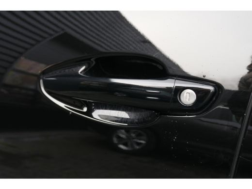 Peugeot 3008 1.2 PURETECH 130PK GT-LINE AUTOMAAT / NAVI / CLIMA / PDC / 19"LMV / CAMERA / TREKHAAK / KEYLESS /... ActivLease financial lease