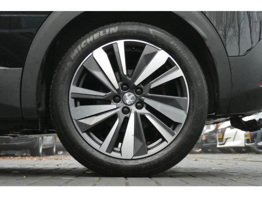 Peugeot 3008 1.2 PURETECH 130PK GT-LINE AUTOMAAT / NAVI / CLIMA / PDC / 19"LMV / CAMERA / TREKHAAK / KEYLESS /... ActivLease financial lease