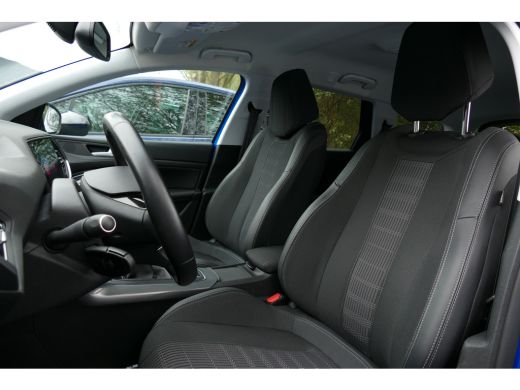 Peugeot 308 SW 1.2 PURETECH 110PK ALLURE / NAVI / LED / PDC / CLIMA / 16"LMV / CAMERA / KEYLESS / BLUETOOTH /... ActivLease financial lease