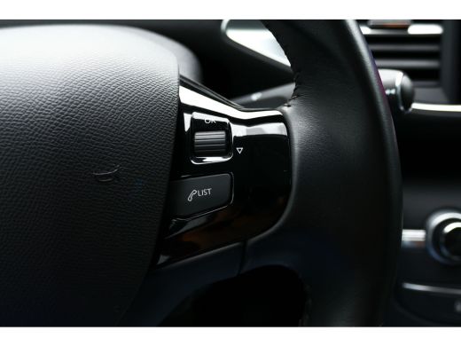 Peugeot 308 SW 1.2 PURETECH 110PK ALLURE / NAVI / LED / PDC / CLIMA / 16"LMV / CAMERA / KEYLESS / BLUETOOTH /... ActivLease financial lease