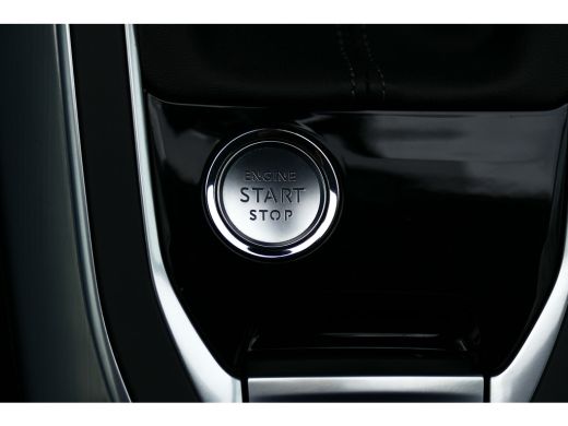 Peugeot 308 SW 1.2 PURETECH 110PK ALLURE / NAVI / LED / PDC / CLIMA / 16"LMV / CAMERA / KEYLESS / BLUETOOTH /... ActivLease financial lease