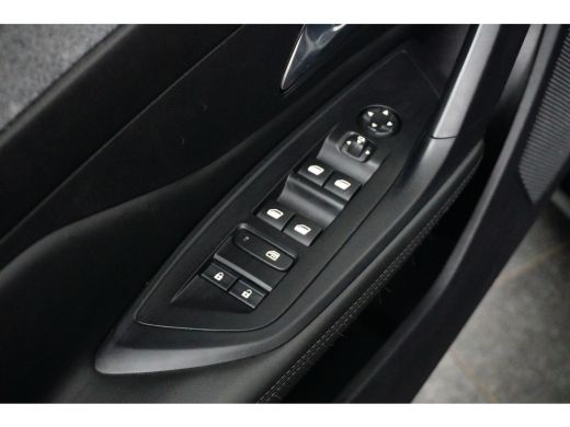 Peugeot 308 SW 1.6 Plug-in Hybrid 180PK Allure Automaat | Camera | DAB | Keyless | Apple Carplay / Android Au... ActivLease financial lease