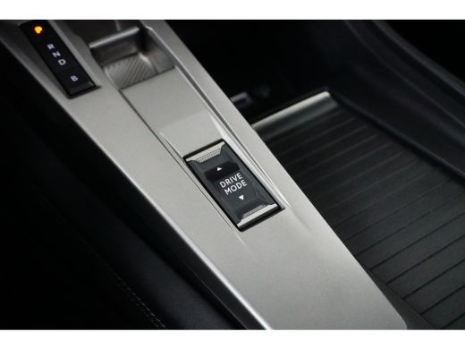 Peugeot 308 SW 1.6 Plug-in Hybrid 180PK Allure Automaat | Camera | DAB | Keyless | Apple Carplay / Android Au... ActivLease financial lease