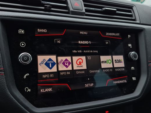 Seat Ibiza 1.0 TSI FR Business Intense 116pk | Camera | Climate control | Parkeersensoren | Full map navigat... ActivLease financial lease