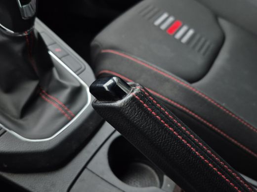 Seat Ibiza 1.0 TSI FR Business Intense 116pk | Camera | Climate control | Parkeersensoren | Full map navigat... ActivLease financial lease