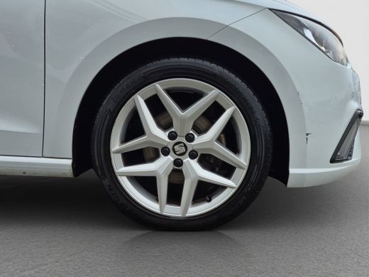 Seat Ibiza 1.0 TSI FR Business Intense 116pk | Camera | Climate control | Parkeersensoren | Full map navigat... ActivLease financial lease