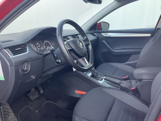 Skoda Octavia Combi 1.6 TDI Automaat 1Eig Carplay Adapt.Cruise Greentech Ambition Business ActivLease financial lease