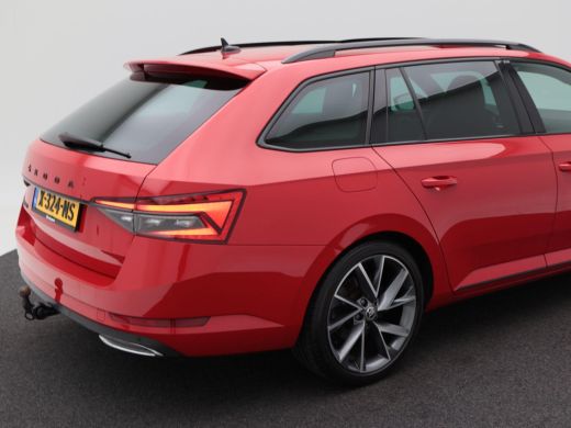 Skoda Superb Combi 1.5 TSi 150 Pk Automaat Sportline Business | Panoramadak | Trekhaak | Virtual Cockpit | Ada... ActivLease financial lease