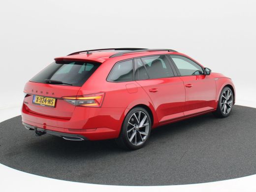 Skoda Superb Combi 1.5 TSi 150 Pk Automaat Sportline Business | Panoramadak | Trekhaak | Virtual Cockpit | Ada... ActivLease financial lease
