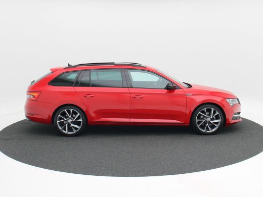 Skoda Superb Combi 1.5 TSi 150 Pk Automaat Sportline Business | Panoramadak | Trekhaak | Virtual Cockpit | Ada... ActivLease financial lease