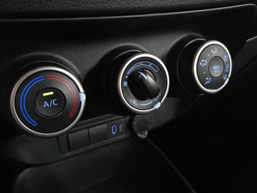 Toyota Aygo 1.0 VVT-i MT Play | Apple CarPlay / Android Auto | Adaptive Cruise | Rijklaarprijs incl. garantie | ActivLease financial lease