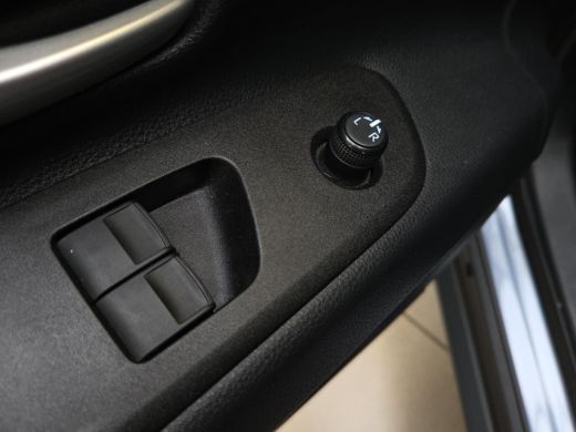 Toyota Aygo 1.0 VVT-i MT Play | Apple CarPlay / Android Auto | Adaptive Cruise | Rijklaarprijs incl. garantie | ActivLease financial lease