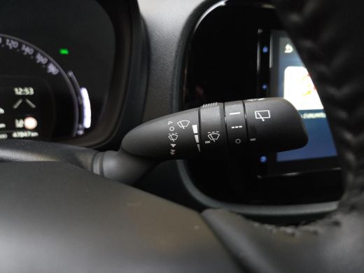 Toyota Aygo 1.0 VVT-i MT Play | Apple CarPlay / Android Auto | Adaptive Cruise | Rijklaarprijs incl. garantie | ActivLease financial lease