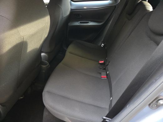 Toyota Aygo 1.0 VVT-i MT Play | Apple CarPlay / Android Auto | Adaptive Cruise | Rijklaarprijs incl. garantie | ActivLease financial lease