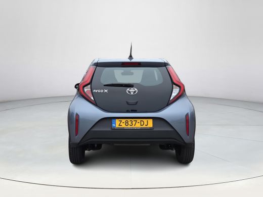 Toyota Aygo 1.0 VVT-i MT Play | Apple CarPlay / Android Auto | Adaptive Cruise | Rijklaarprijs incl. garantie | ActivLease financial lease