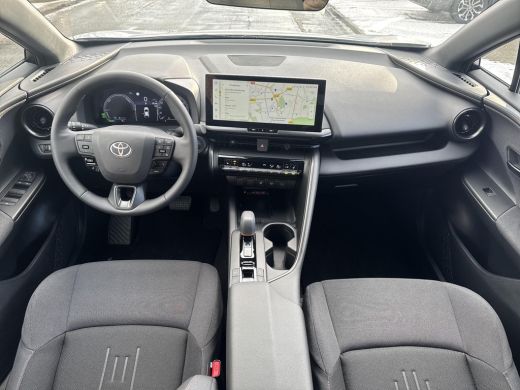 Toyota C-HR 2.0 Plug-in Hybrid 220 First Edition | 06-10141018 Voor meer informatie ActivLease financial lease