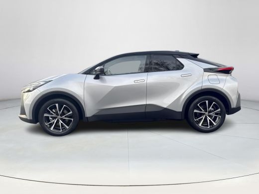 Toyota C-HR 2.0 Plug-in Hybrid 220 First Edition | 06-10141018 Voor meer informatie ActivLease financial lease