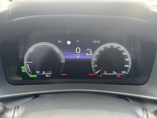 Toyota C-HR 2.0 Plug-in Hybrid 220 First Edition | 06-10141018 Voor meer informatie ActivLease financial lease