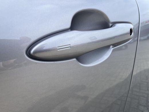 Toyota Corolla Cross Hybrid 180 Executive | Nieuw te bestellen | &euro; 1.500 extra inruilwaarde | ActivLease financial lease