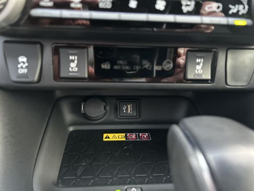 Toyota RAV4 2.5 Hybrid AWD ADVENTURE ActivLease financial lease