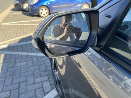 Toyota Yaris 1.5 Hybrid 115 Dynamic ActivLease financial lease