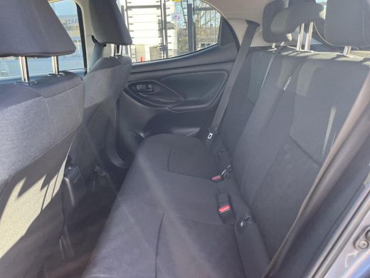 Toyota Yaris 1.5 Hybrid 115 Dynamic ActivLease financial lease