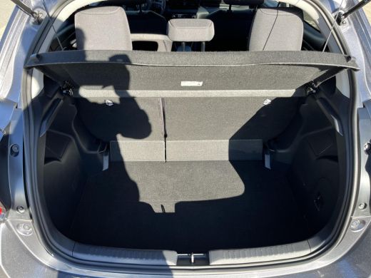 Toyota Yaris 1.5 Hybrid 115 Dynamic ActivLease financial lease