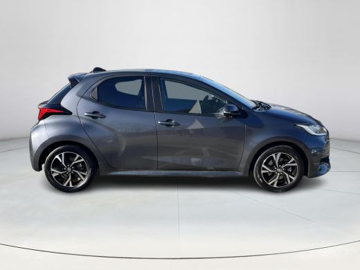 Toyota Yaris 1.5 Hybrid 115 Dynamic ActivLease financial lease