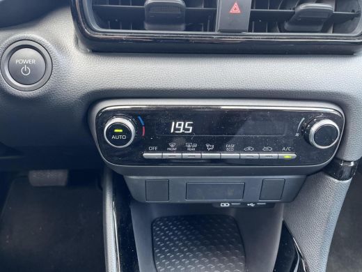 Toyota Yaris 1.5 Hybrid 115 Dynamic | Apple CarPlay/Android auto | Achteruitrijcamera | ActivLease financial lease