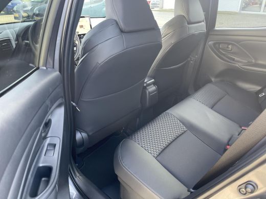 Toyota Yaris 1.5 Hybrid 130 Executive ActivLease financial lease