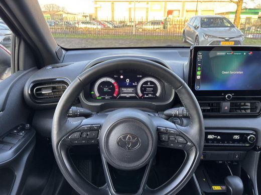 Toyota Yaris 1.5 Hybrid 130 Executive | Navigatie | Apple CarPlay/Android auto | Achteruitrijcamera ActivLease financial lease