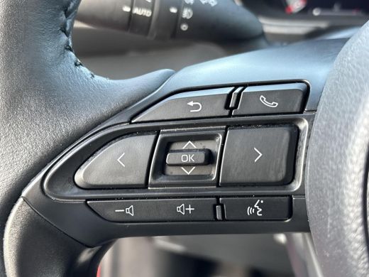 Toyota Yaris 1.5 Hybrid 130 Executive | Navigatie | Apple CarPlay/Android auto | Achteruitrijcamera ActivLease financial lease