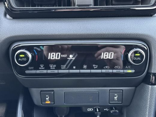 Toyota Yaris 1.5 Hybrid 130 Executive | Navigatie | Apple CarPlay/Android auto | Achteruitrijcamera ActivLease financial lease