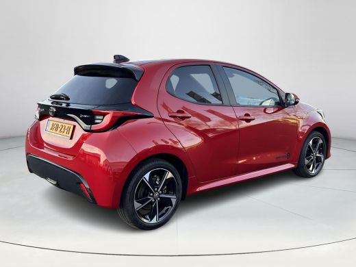 Toyota Yaris 1.5 Hybrid 130 Executive | Navigatie | Apple CarPlay/Android auto | Achteruitrijcamera ActivLease financial lease