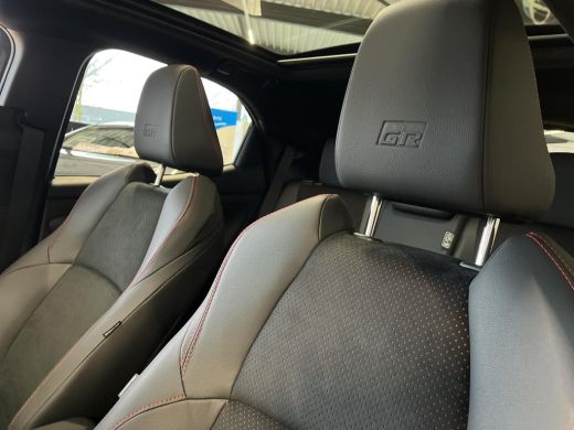 Toyota Yaris 1.5 Hybrid 130 GR Sport | GR Sport Plus Pack | &euro; 2.000 extra inruilwaarde | ActivLease financial lease