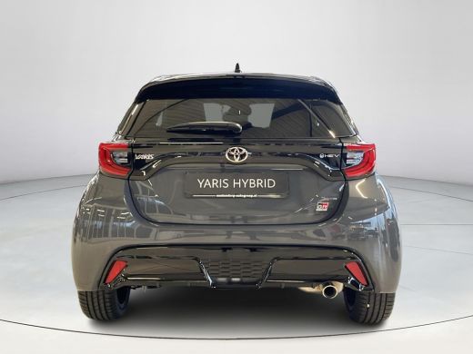 Toyota Yaris 1.5 Hybrid 130 GR Sport | GR Sport Plus Pack | &euro; 2.000 extra inruilwaarde | ActivLease financial lease