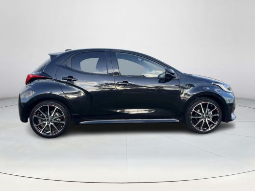 Toyota Yaris 1.5 Hybrid 130 GR Sport | Nieuw te bestellen | &euro; 2.000 extra inruilwaarde | ActivLease financial lease