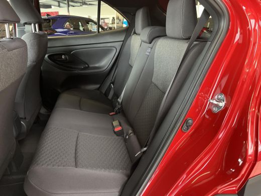 Toyota Yaris Cross 1.5 Hybrid 115 Dynamic | &euro; 2.000 extra inruilwaarde | ActivLease financial lease