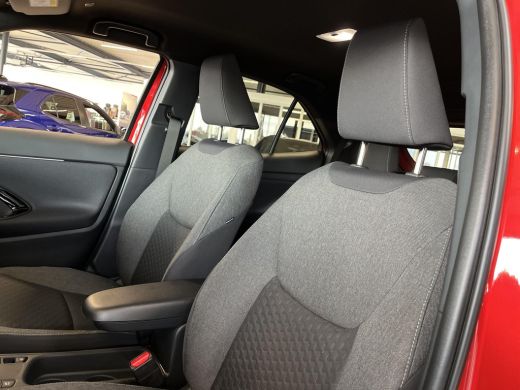 Toyota Yaris Cross 1.5 Hybrid 115 Dynamic | &euro; 2.000 extra inruilwaarde | ActivLease financial lease