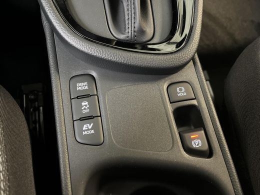 Toyota Yaris Cross 1.5 Hybrid 115 Dynamic | &euro; 2.000 extra inruilwaarde | ActivLease financial lease