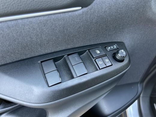 Toyota Yaris Cross 1.5 Hybrid 115 First Edition (Navigatie - Adaptive cruise) ActivLease financial lease