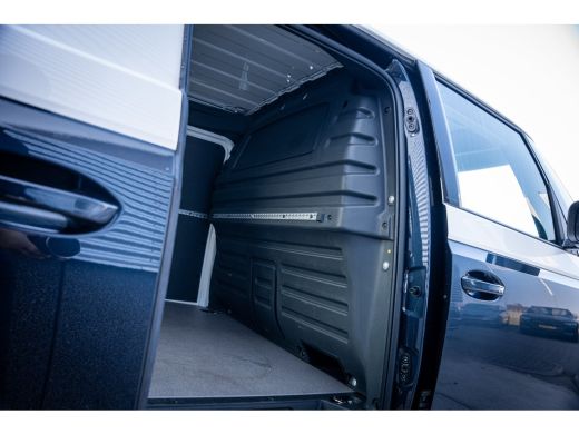 Volkswagen ID. Buzz Cargo Cargo Anniversary Edition 79 kWh TREKHAAK - TWO TONE - IQ LIGHT ActivLease financial lease