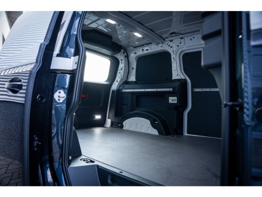 Volkswagen ID. Buzz Cargo Cargo Anniversary Edition 79 kWh TREKHAAK - TWO TONE - IQ LIGHT ActivLease financial lease