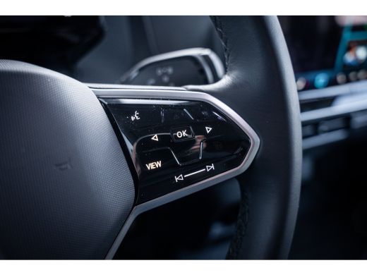 Volkswagen ID. Buzz Cargo Cargo Anniversary Edition 79 kWh TREKHAAK - TWO TONE - IQ LIGHT ActivLease financial lease