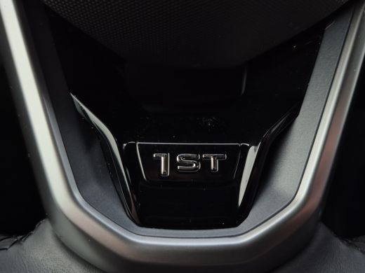 Volkswagen ID.3 First Plus 58 kWh Trekhaak | Matrix LED | Camera | Stuur+Stoelverwarming | ActivLease financial lease