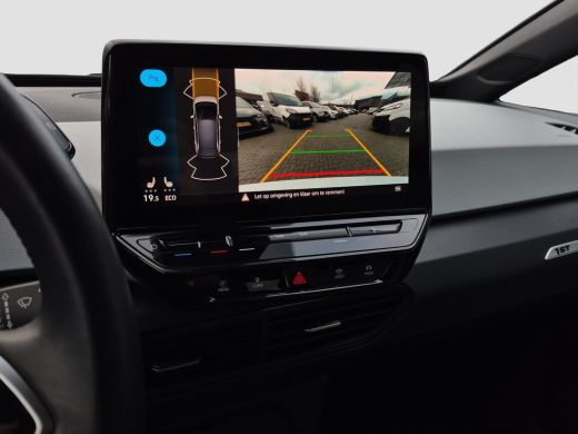 Volkswagen ID.3 First Plus 58 kWh Trekhaak | Matrix LED | Camera | Stuur+Stoelverwarming | ActivLease financial lease